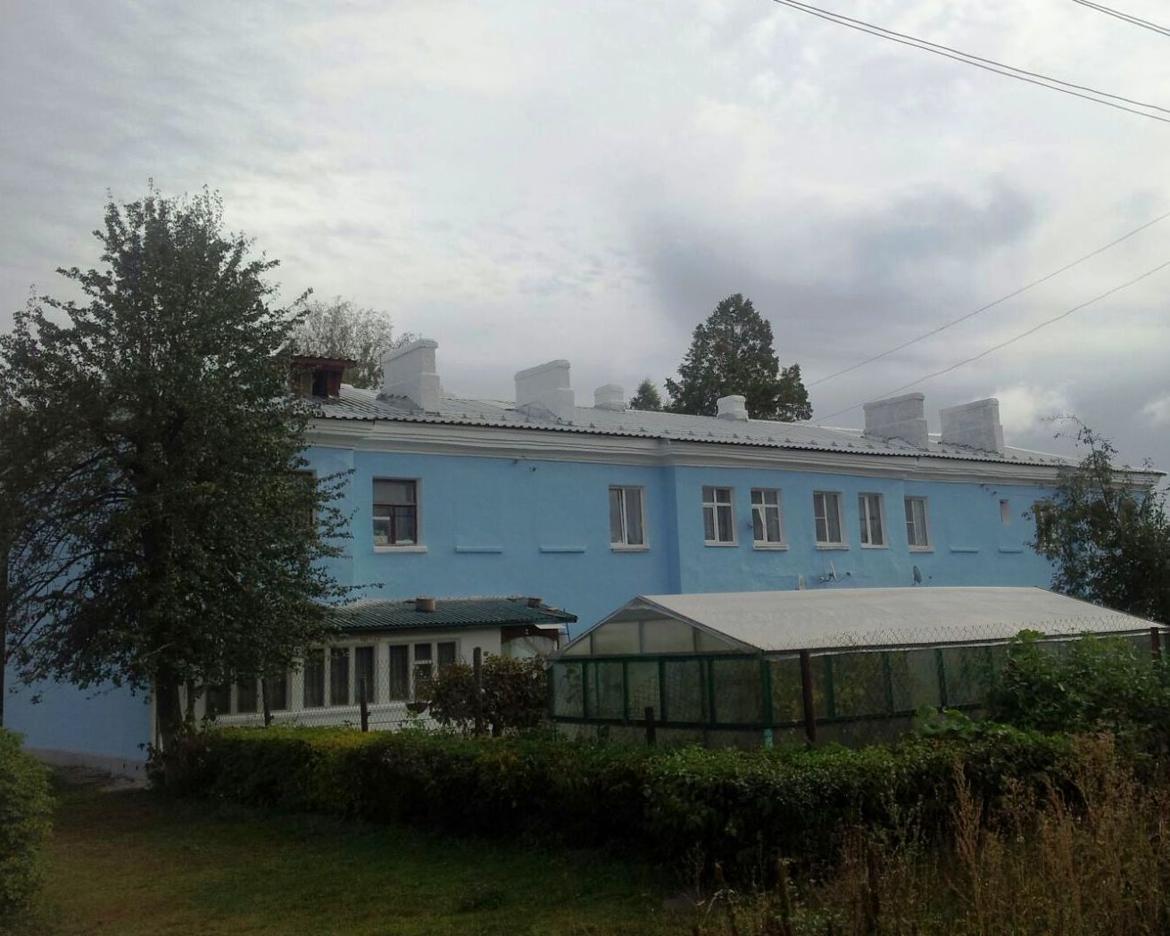 Дом после капитального ремонта в Новомосковске на улице Сборная д.№ 3.